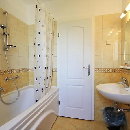 Апартаменты Peteh *